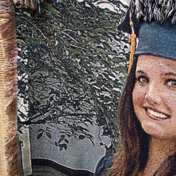 GRADUATION Tapestry of Beautiful Girl 56"×49" - Picture 4 of 6